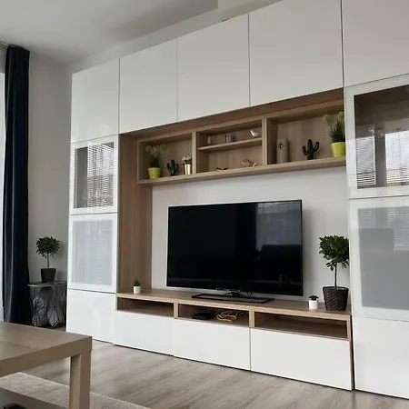 Diamond - 3 Bedroom, Luxurious In The Heart Of The Daire